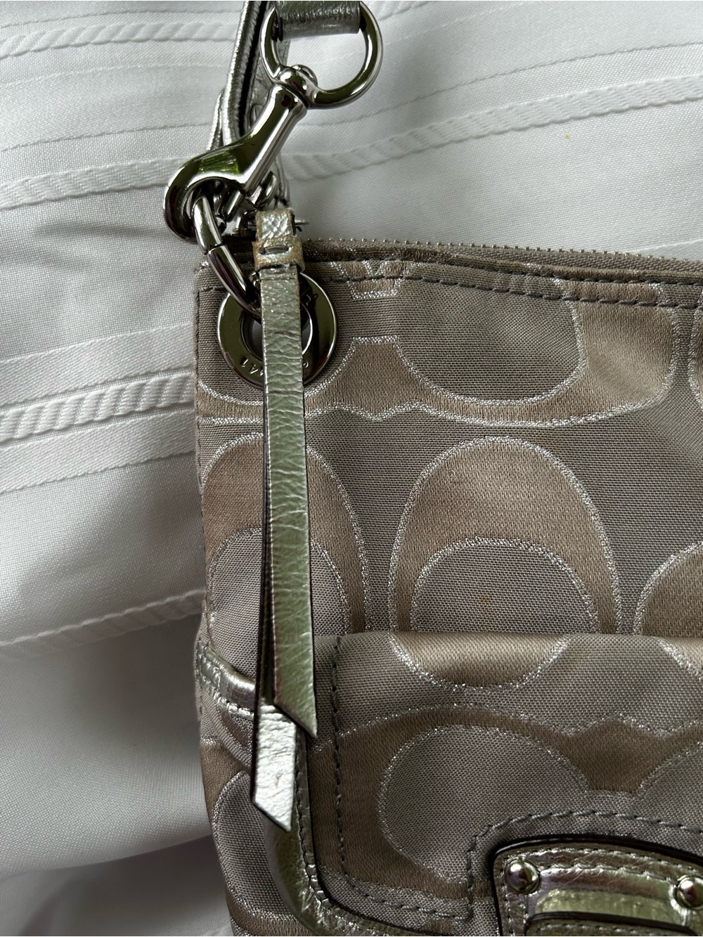 Coach Poppy Crossbody Shoulder Bag Gray Beige Sateen Silver Leather Buckles Pink - Picture 11 of 16